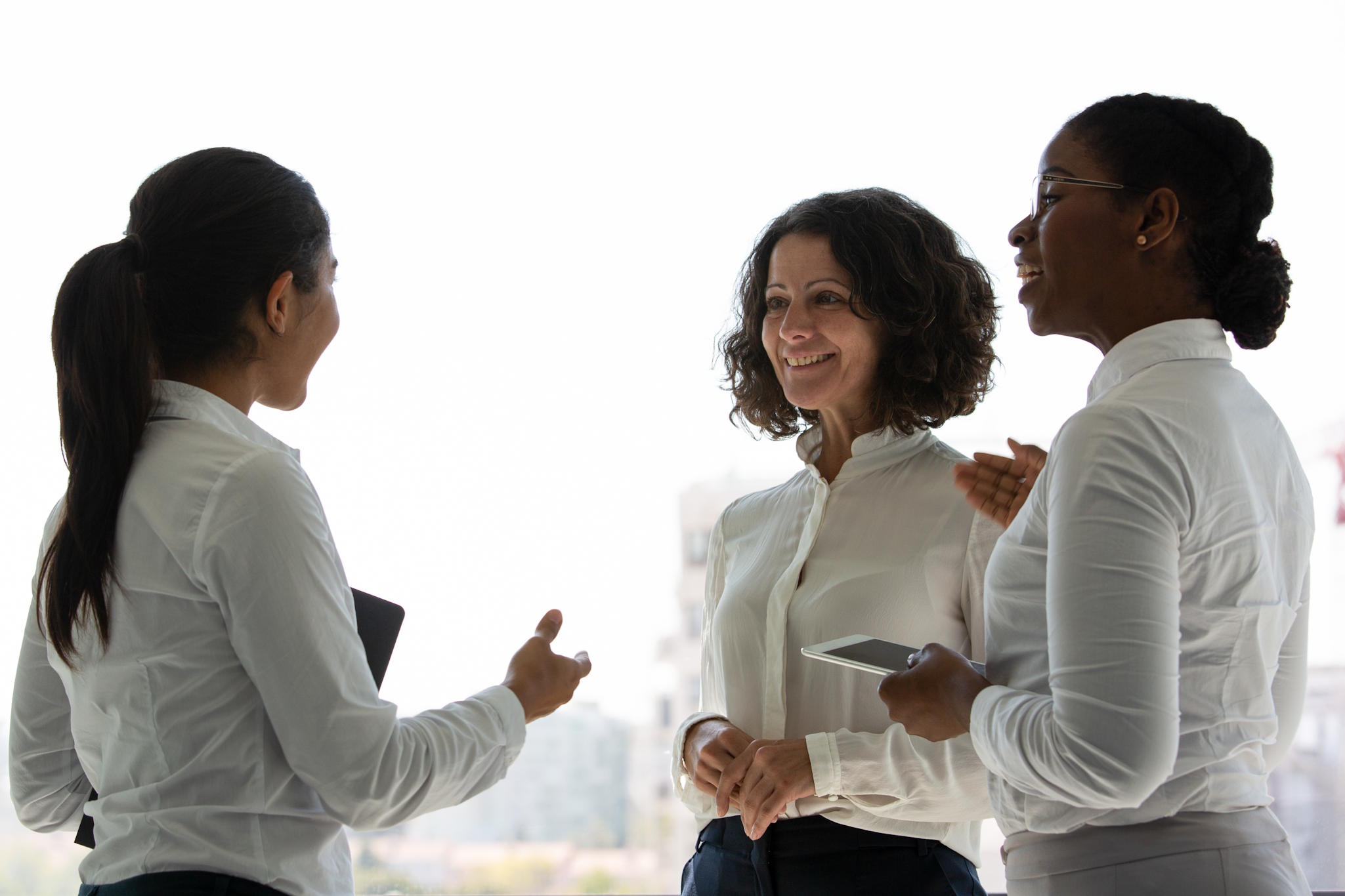 Apprentie-discutant-avec-sa-tutrice